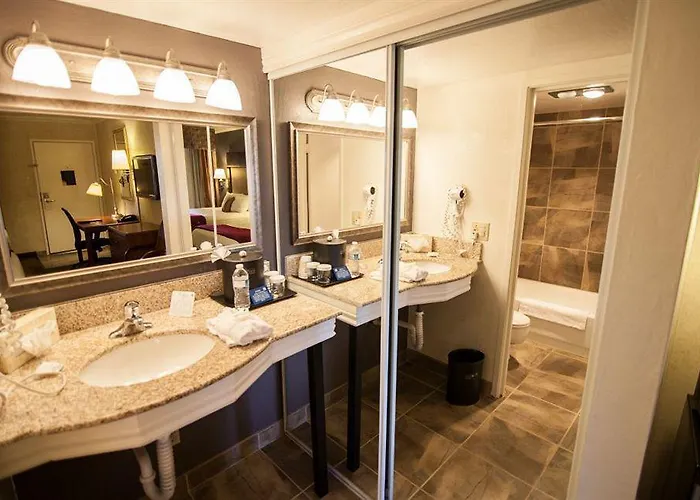 Tempe/phoenix Airport Innsuites & Hotel