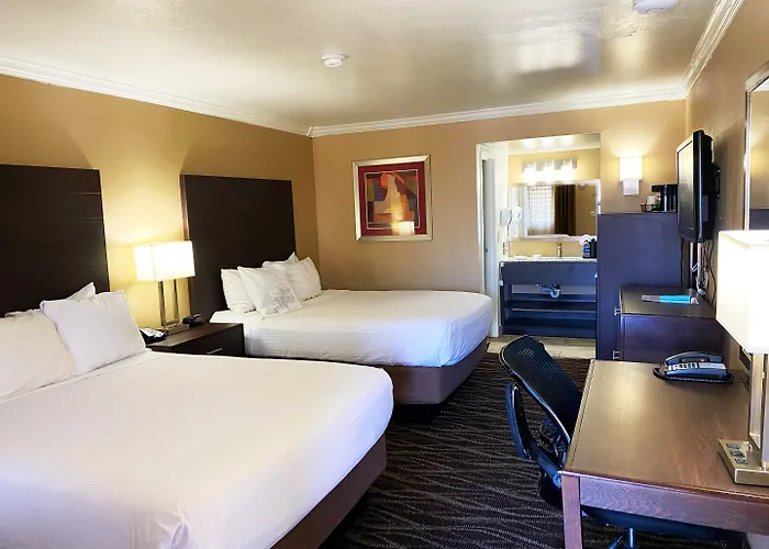 Tempe/phoenix Airport Innsuites & Hotel 3*