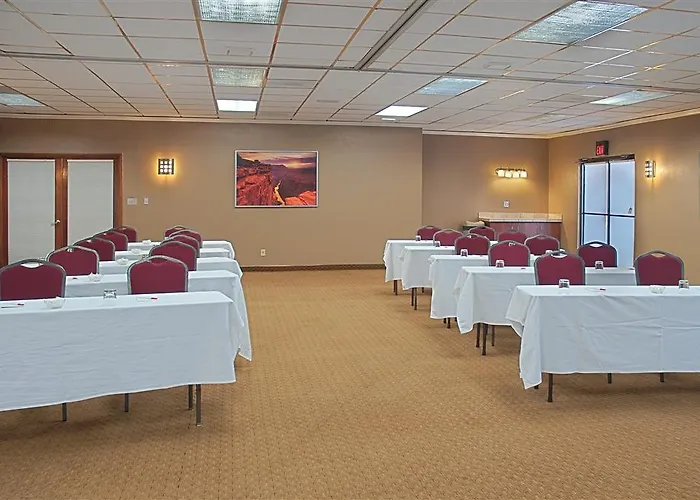 Tempe/phoenix Airport Innsuites &