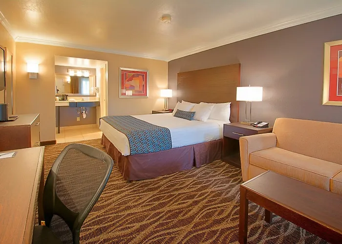 Tempe/phoenix Airport Innsuites & Hotel